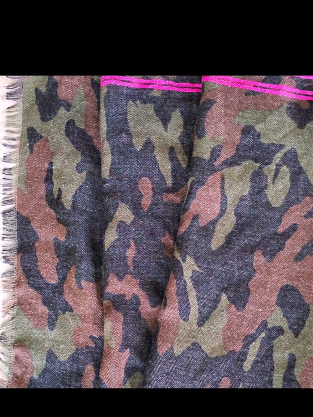 Casual Camo Scarf in Olive Green